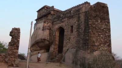 madan mahal jabalpur