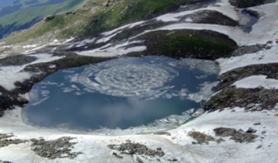 bhrigu lake