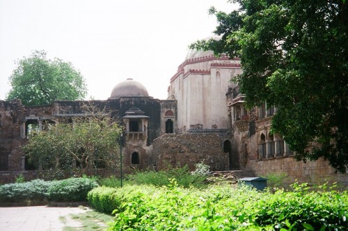 hauz khas complex