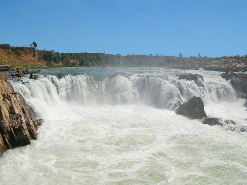 dhuandhar falls