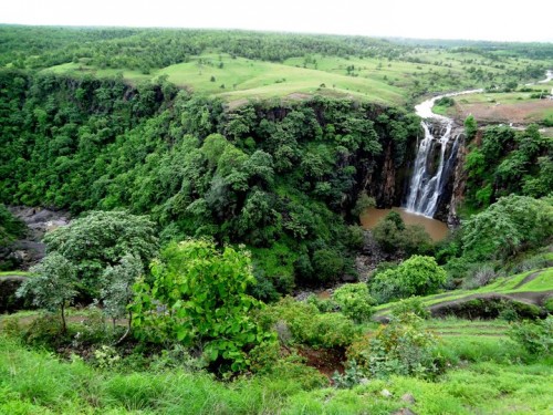 patalpani waterfall